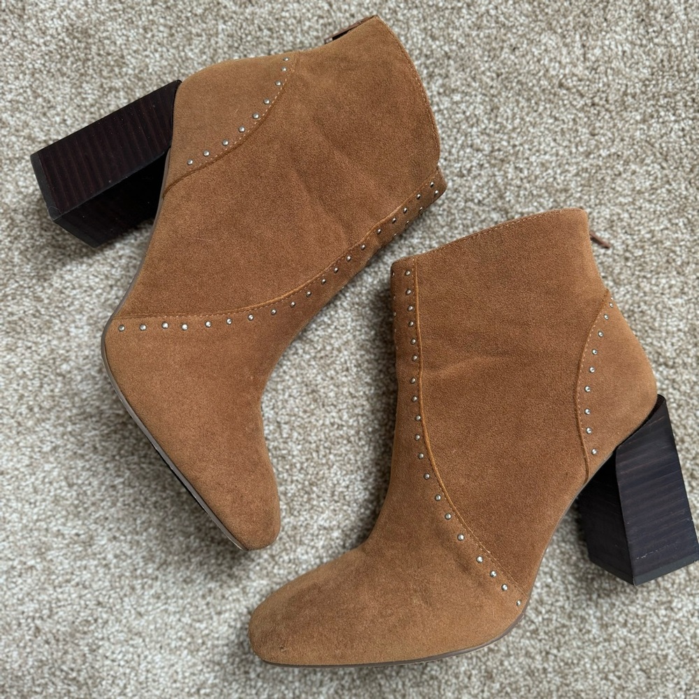Tan Suede Heeled Booties